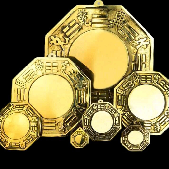 Ấn phong thủy bằng đồng mạ vàng cao 18cm