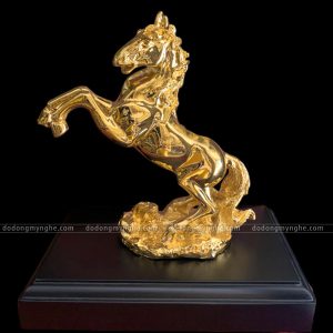 Tượng ngựa đồng mạ vàng 24k cao 25cm làm quà tặng đối tác